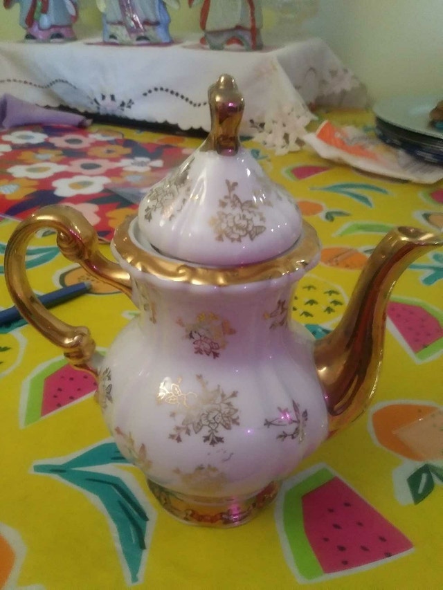 Vintage Gold Accent Tea Pot - Japan