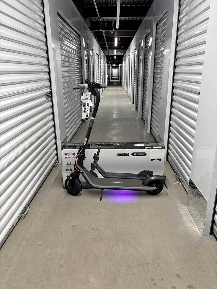 BRAND NEW Segway E2 Plus II Electric Scooter - ONLY $375!