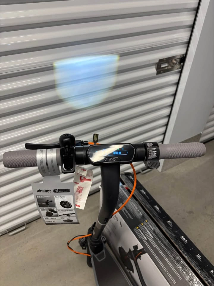 BRAND NEW Segway E2 Plus II Electric Scooter - ONLY $375! - photo 5