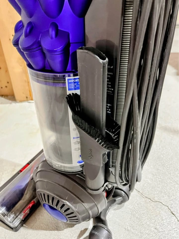 Dyson DC51 Animal Upright Vacuum - photo 4