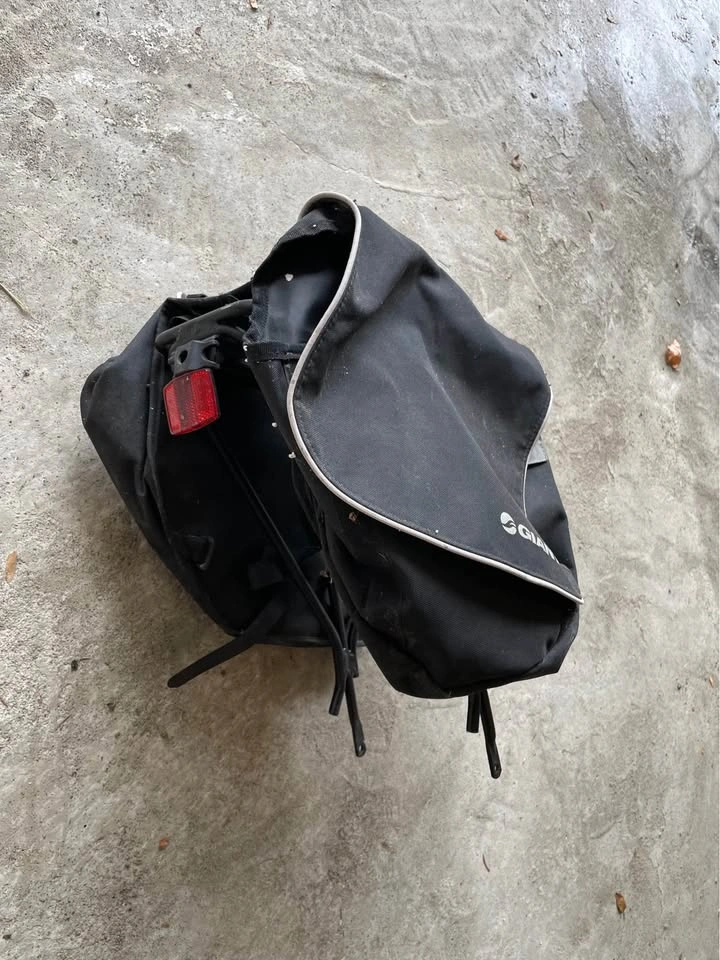 Giant Bike Saddle Bags - photo 4