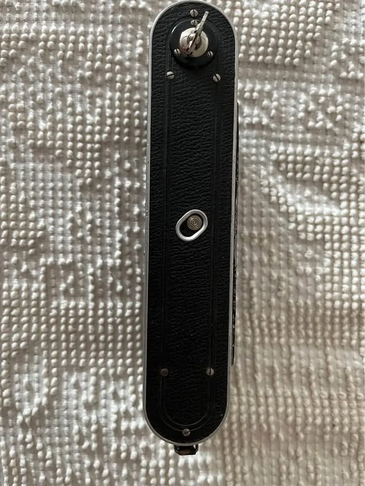 Kodak Brownie Camera (collectors item) - photo 3