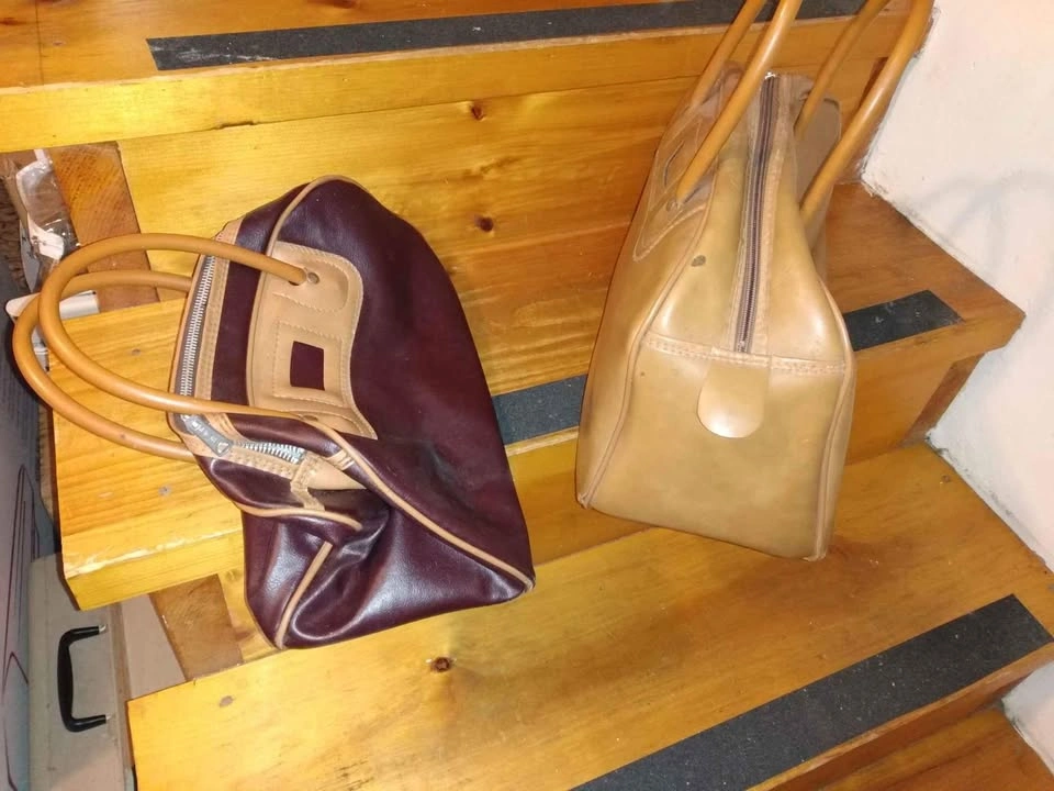 Vintage vinyl travel bags - photo 2