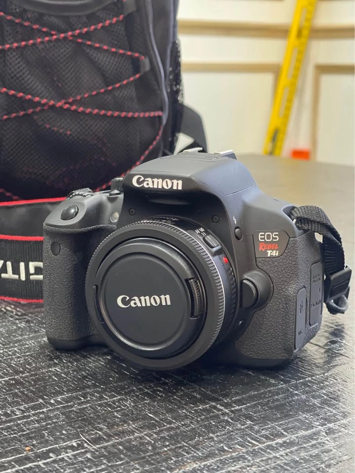 Canon EOS Rebel T4i Camera Kit w/ 2 Lenses & Backpack - photo 2