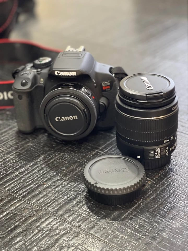 Canon EOS Rebel T4i Camera Kit w/ 2 Lenses & Backpack - photo 4