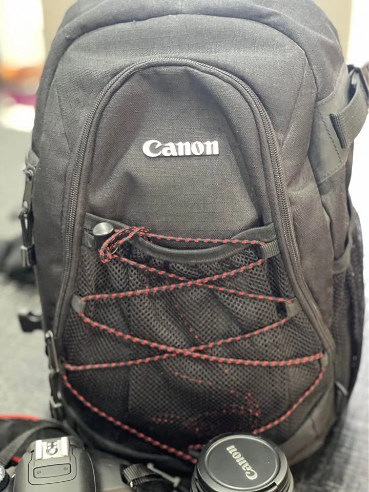 Canon EOS Rebel T4i Camera Kit w/ 2 Lenses & Backpack - photo 5