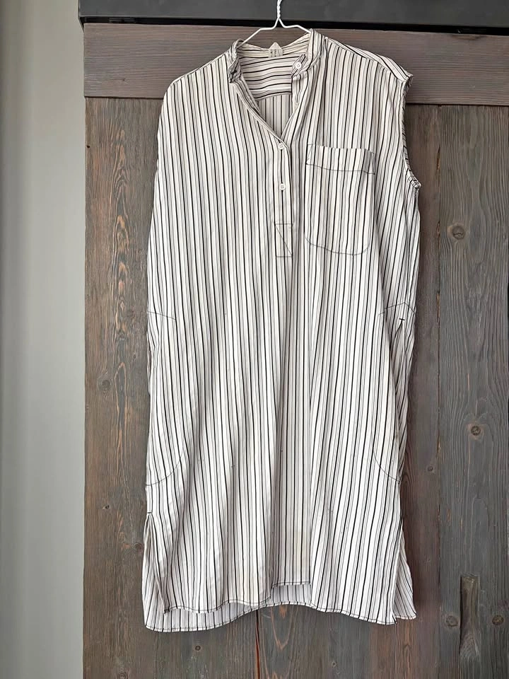 ARKET Sleeveless Summer Dress - Swedish Brand