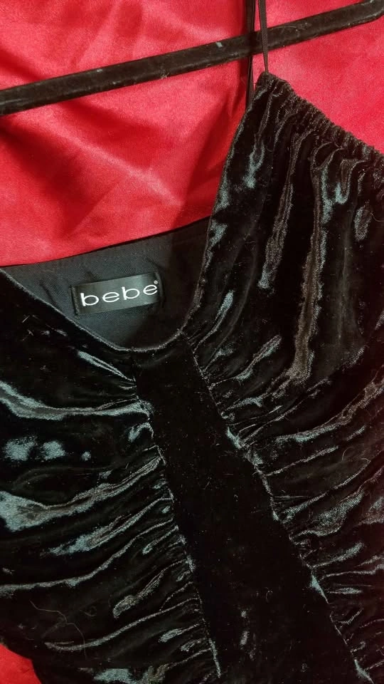 bebe Black Velvet Ruched Cami Top EUC - photo 3
