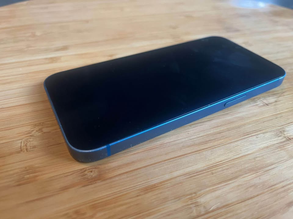 IPhone 13 128gb blue - photo 2