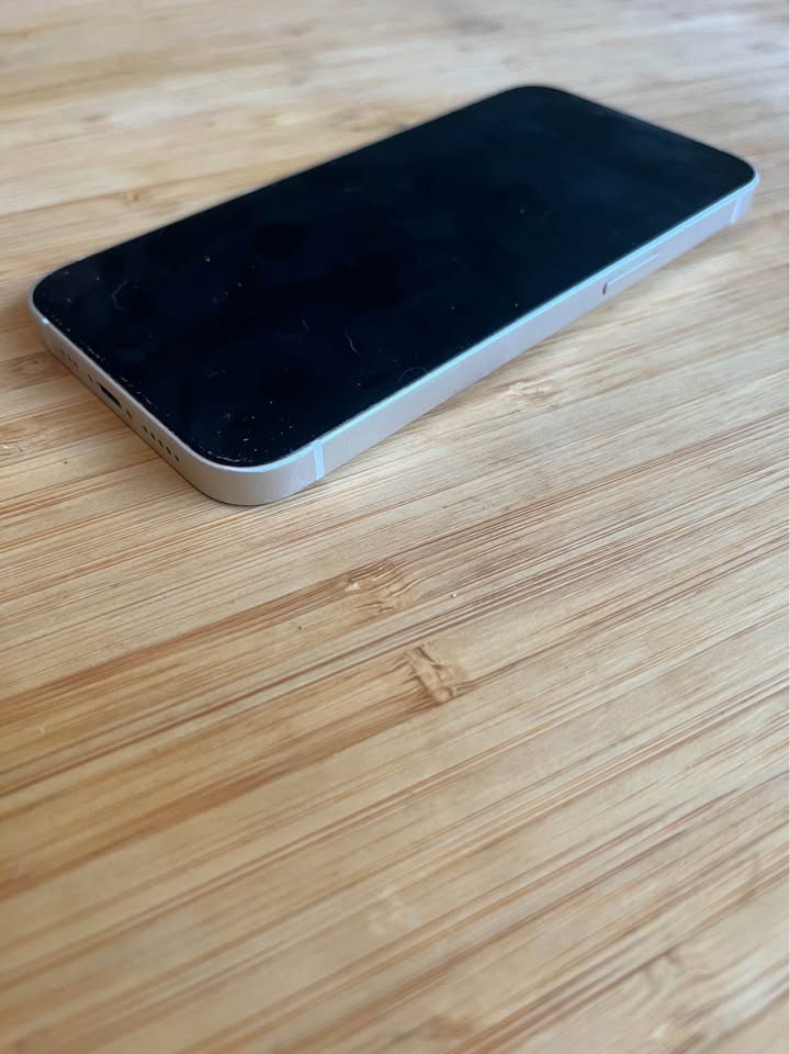 IPhone 13 128 gb - photo 2