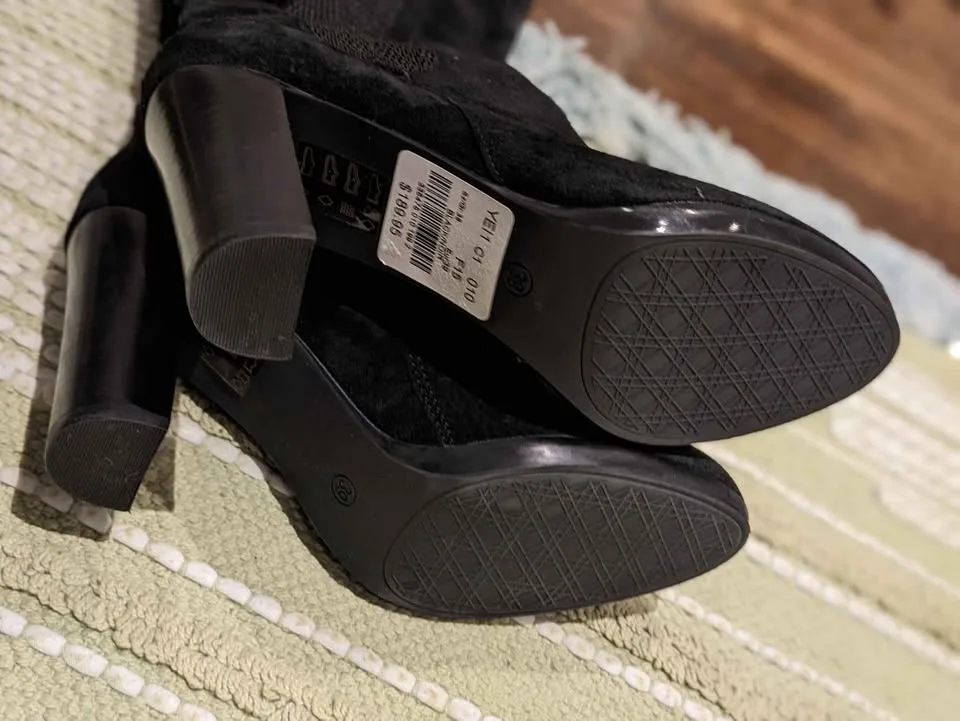 BNIB high heel tall boots, genuine leather image indicator(4)