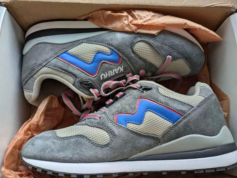 BNIB Karhu Synchron Classic Sneakers thumbnail