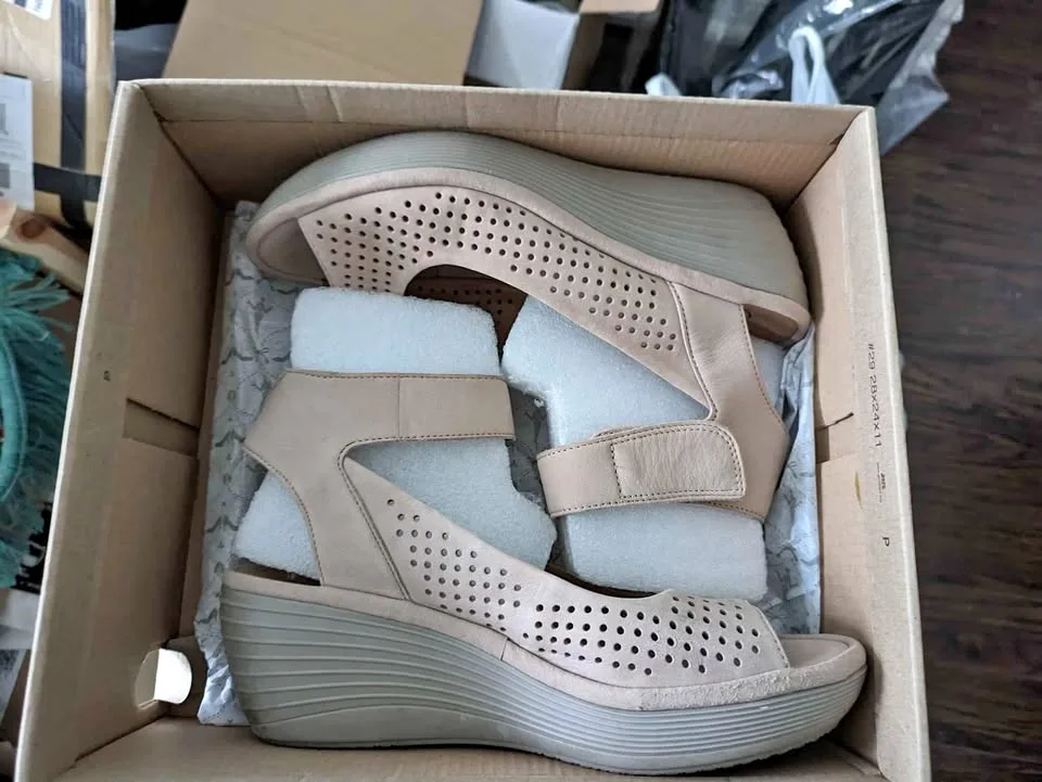 Clarks leather wedge sandals thumbnail