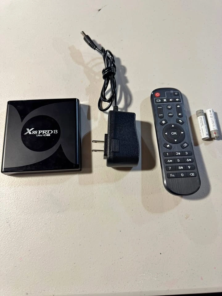 4K Android TV Box - Quad Core, 4GB RAM, 32GB ROM