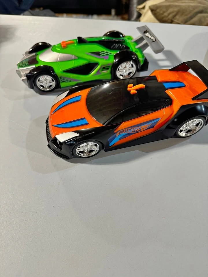 Large Hot Wheels Race Cars they Race