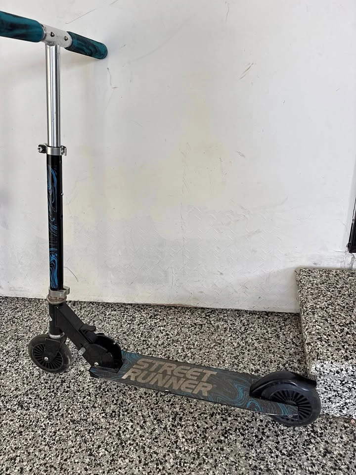 Street Runner Scooter