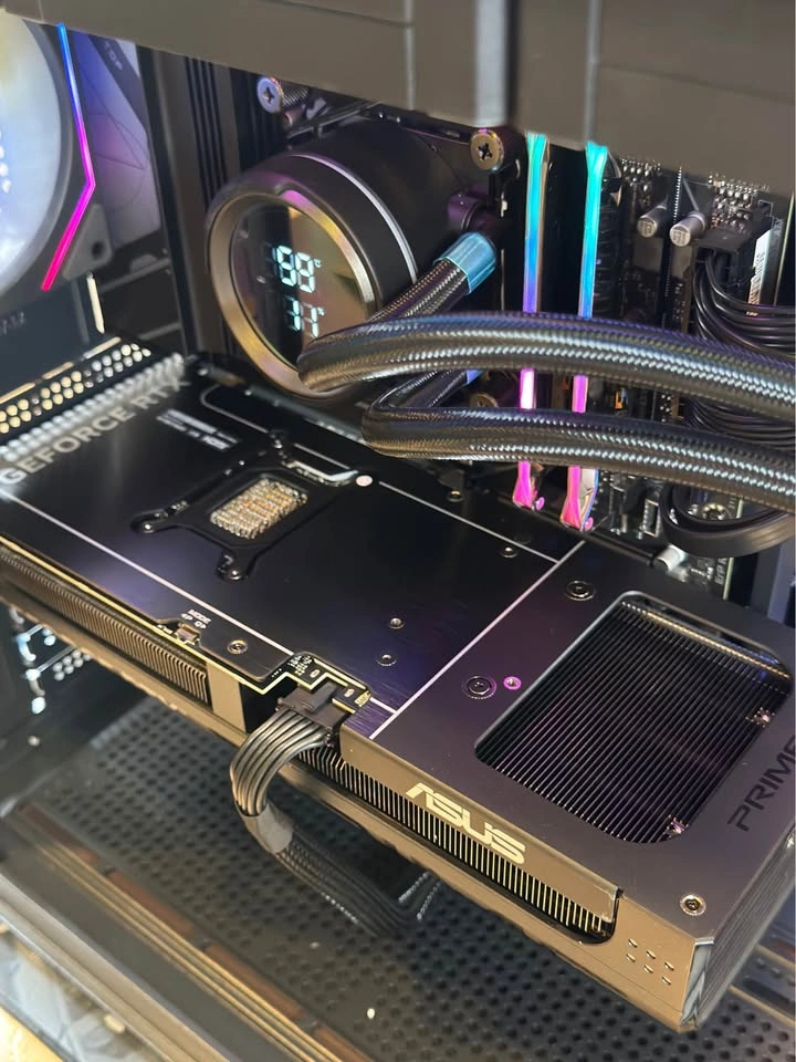 Ryzen 7 7800x3D | RTX 5070 | 32GB RAM | 1TB SSD PC - photo 3
