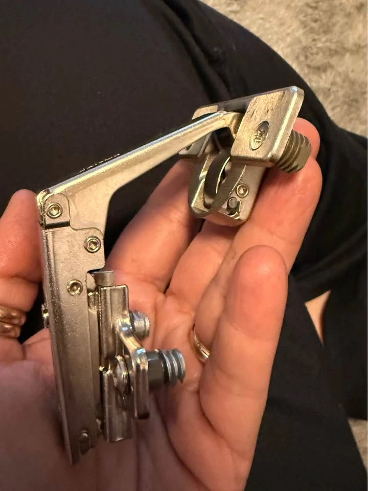 4 Pack : Pie-Cut Corner Hinge, Salice, 70° Opening Angle, Nickel - photo 2