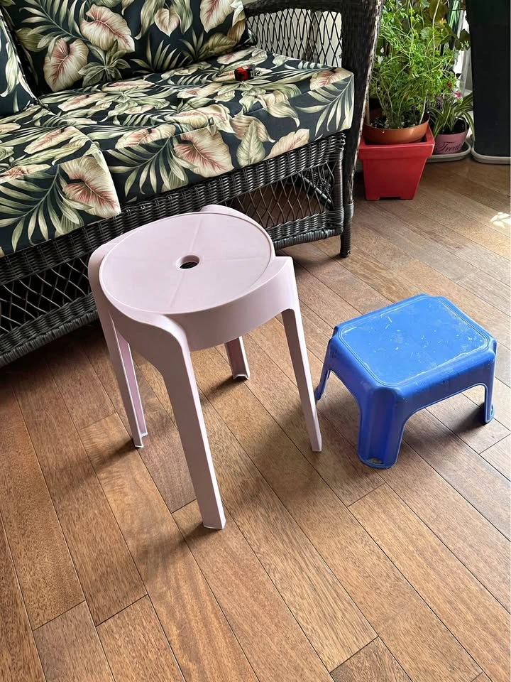 Plastic Chair | Make me an offer