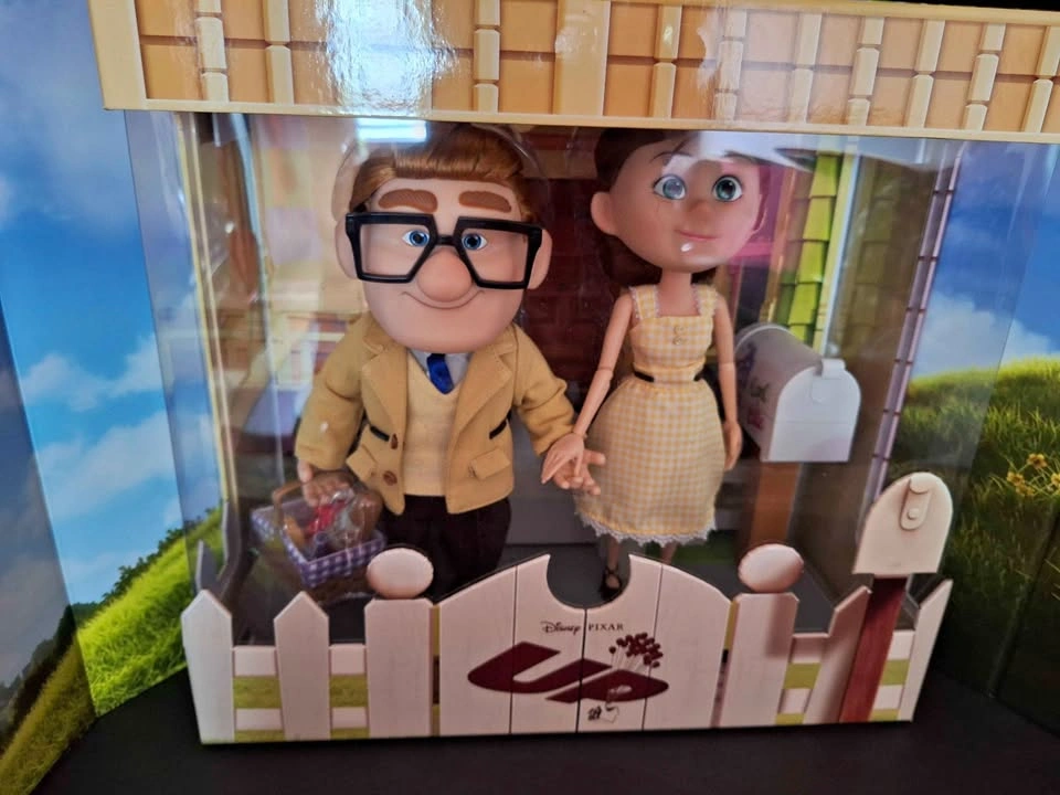 Disney Pixar Carl & Ellie UP Limited Edition Doll Set