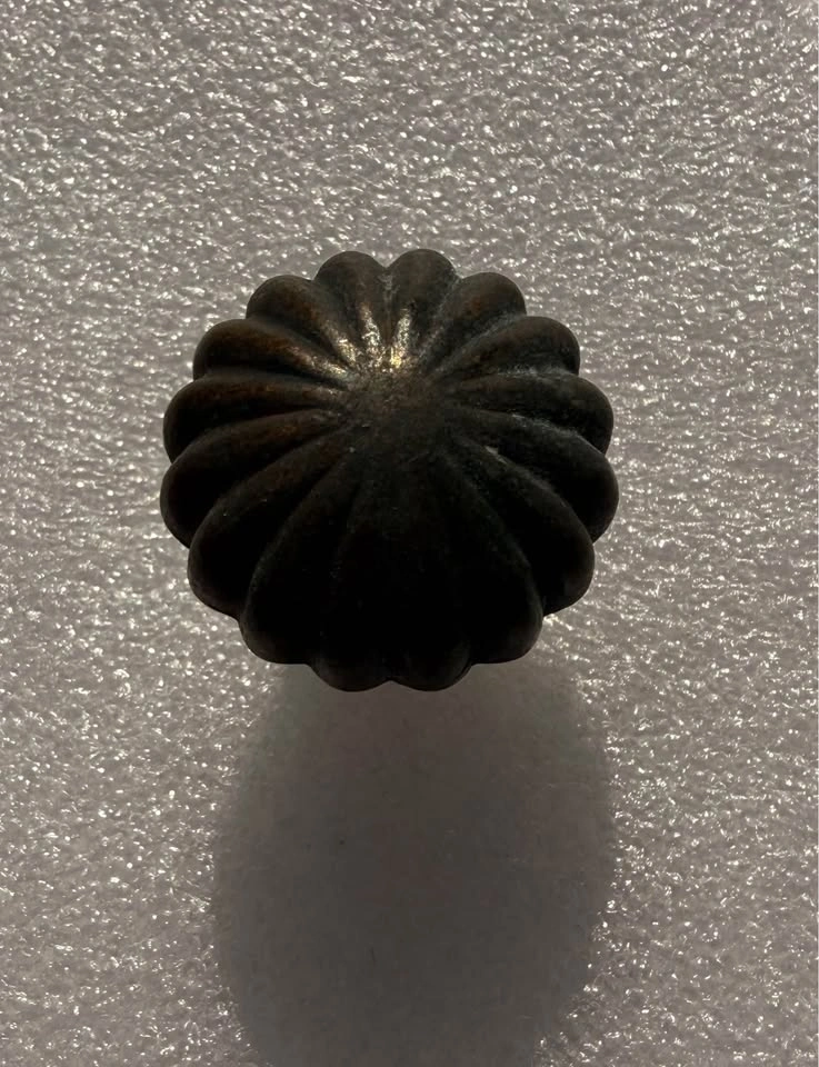 10 Pack Aged Bronze Fluted Cabinet Knobs - Richelieu BP16830135 - photo 3