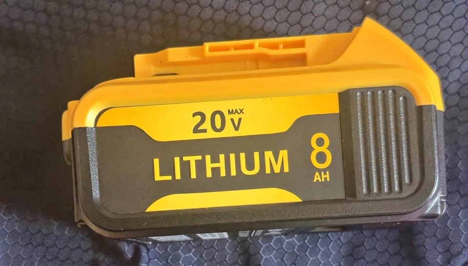 Dewalt 20V/8.0Ah Lithium-ion Battery Replacement