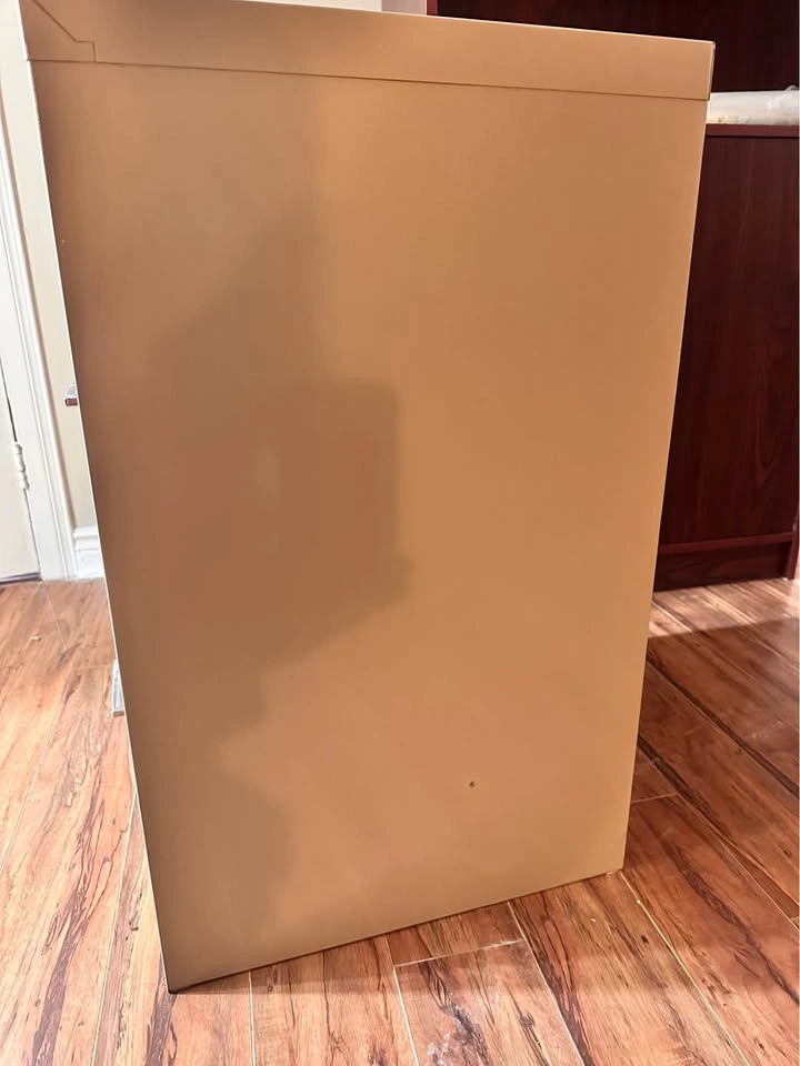 Commodore 2-Drawer Metal Filing Cabinet - Made in Canada - photo 2
