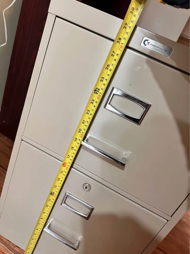 Commodore 2-Drawer Metal Filing Cabinet - Made in Canada - photo 4