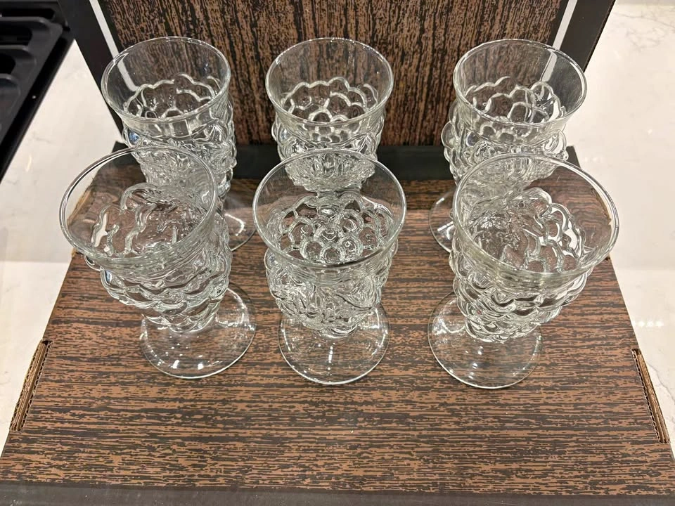 Vintage Grape Cluster Stem Glasses – Set of 6