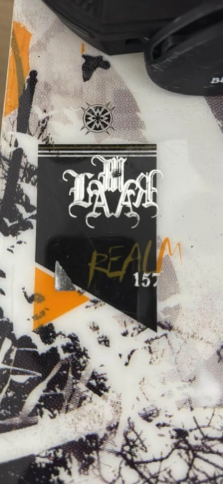 Lamar Realm 157 Snowboard w/ Burton Bindings - photo 3