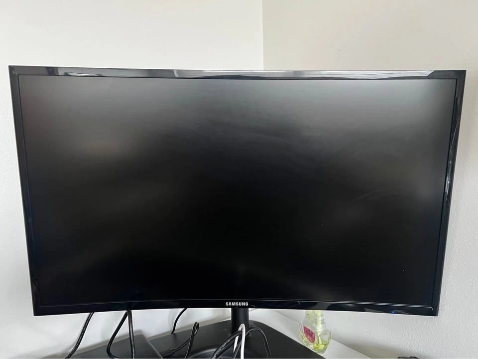 27 inch Samsung Curve Monitor with Stand - photo 4