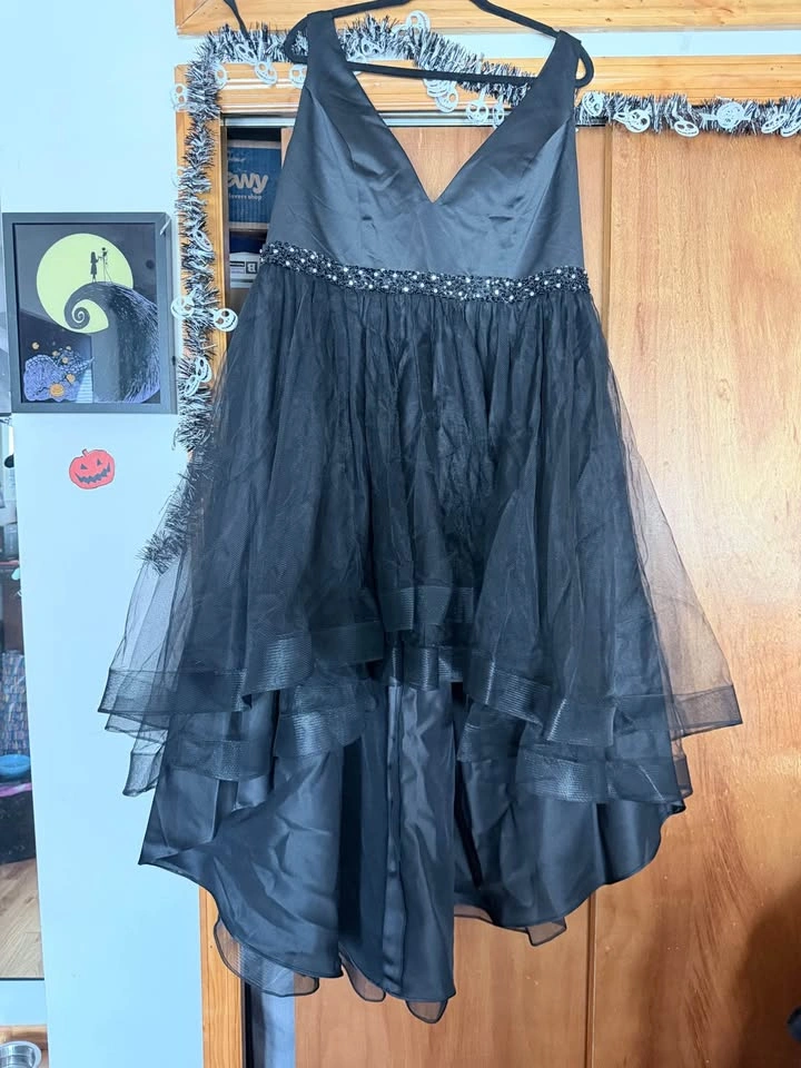Jjs House PROM/ EVENING gown black plus Sz - photo 5