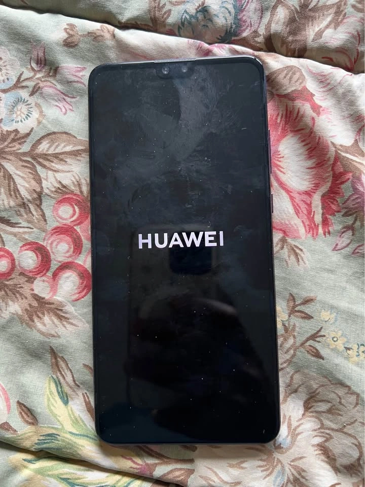 Huawei mate 30 for sale asap - photo 2