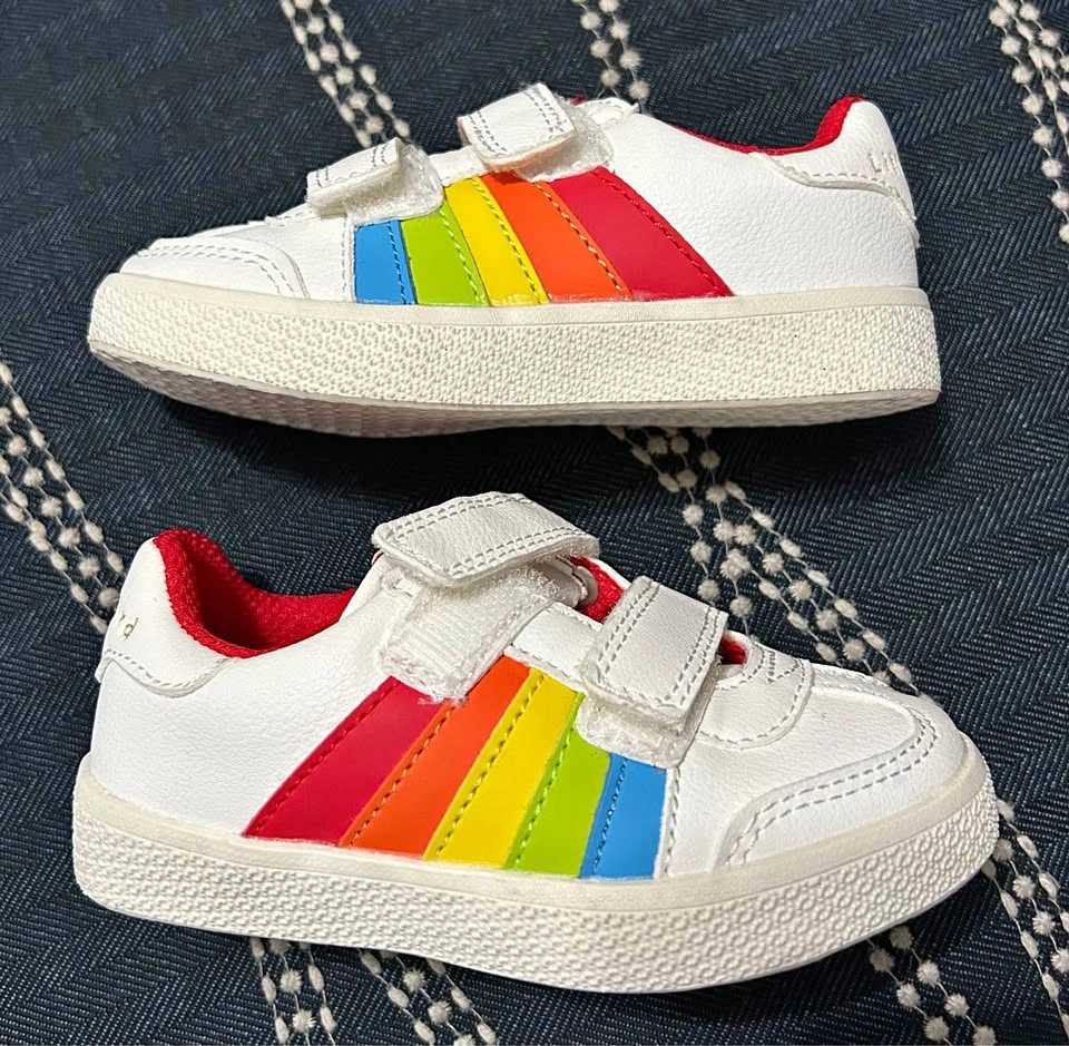 Little Bird Unisex Kid’s White Rainbow Sneakers - NEW - SZ 6 (23