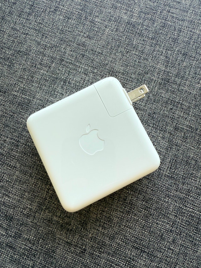 Apple 67W USB-C Power Adapter