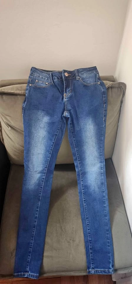 Women's denim skinny jeans
