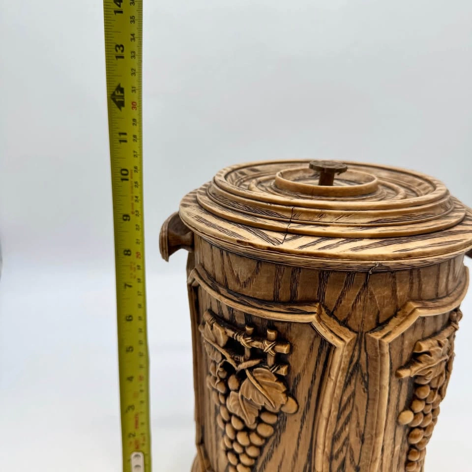 Vintage Faux Wood Ice Bucket w/ Grapes Design – Made in Hong Kon - photo 5