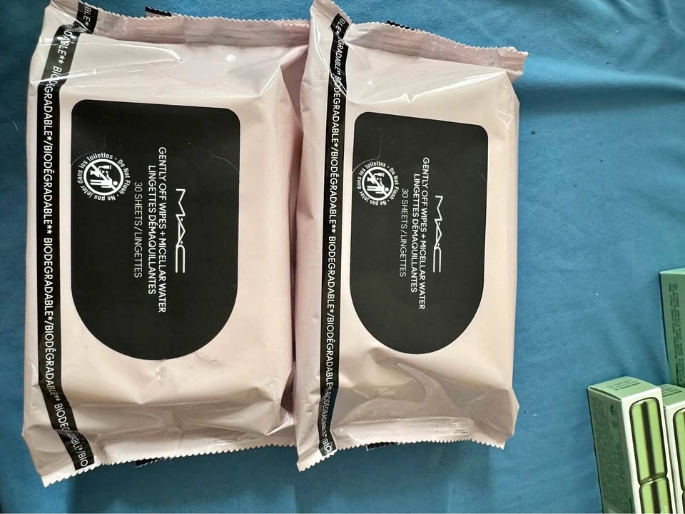 MAC Makeup Remover Wipes (2 Packs) – Brand New Sealed