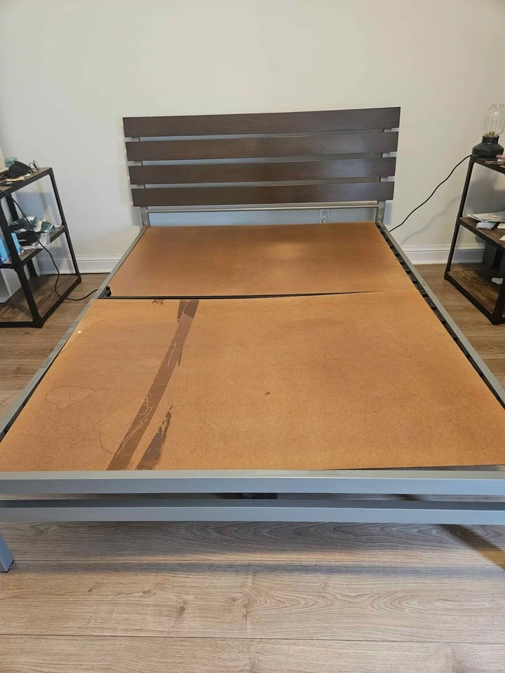 Structube Full/Double Bed Frame w/ Wood Headboard - photo 2
