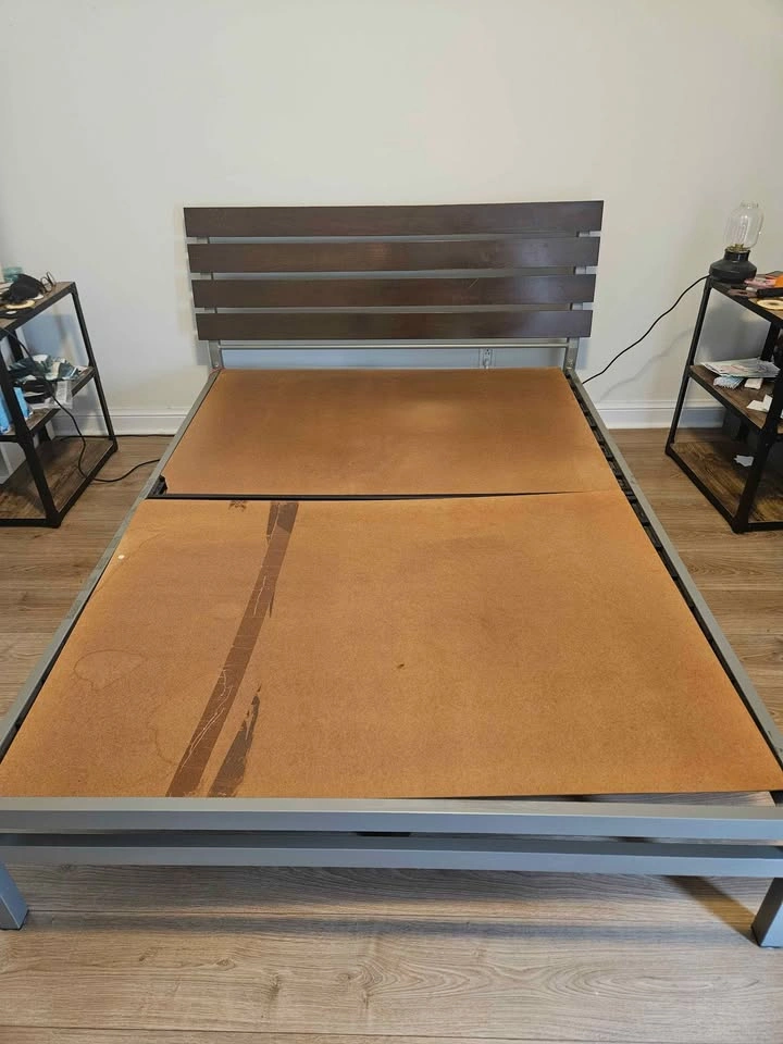 Structube Full/Double Bed Frame w/ Wood Headboard - photo 4