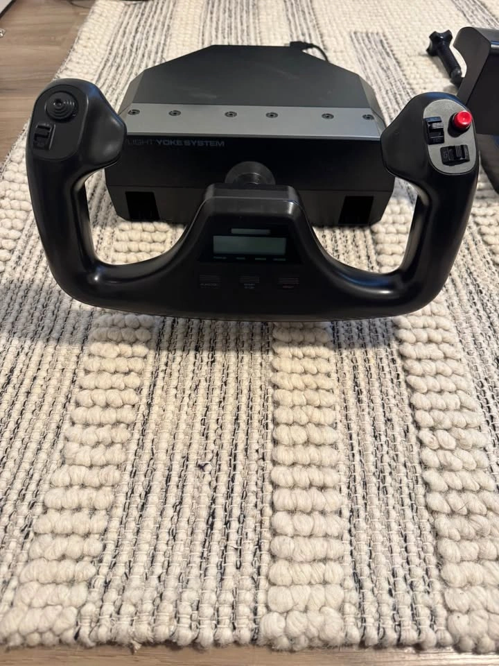 Logitech Saitek Pro Flight Yoke System w/ Throttle Quadrant - photo 2