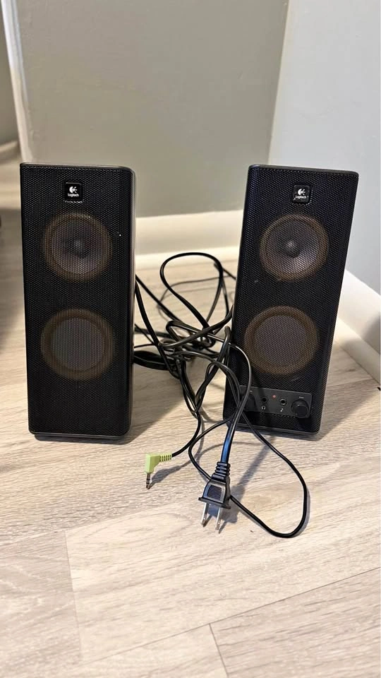 Logitech X-140 2.0 Speakers