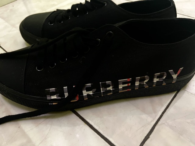 Burberry Shoes (MEN) - photo 3