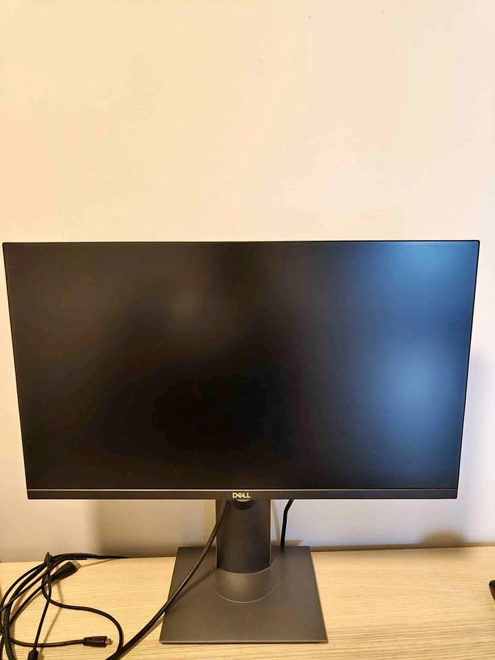 Dell 24 inch monitor