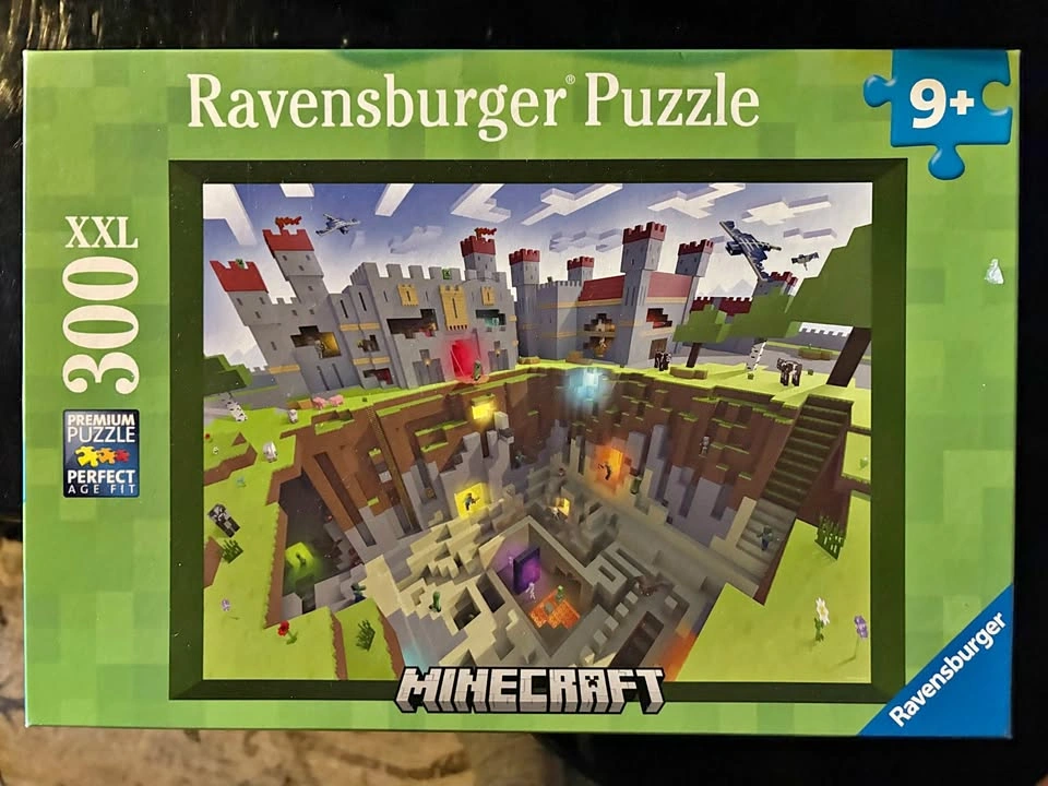 UNOPENED Minecraft 300 piece puzzle