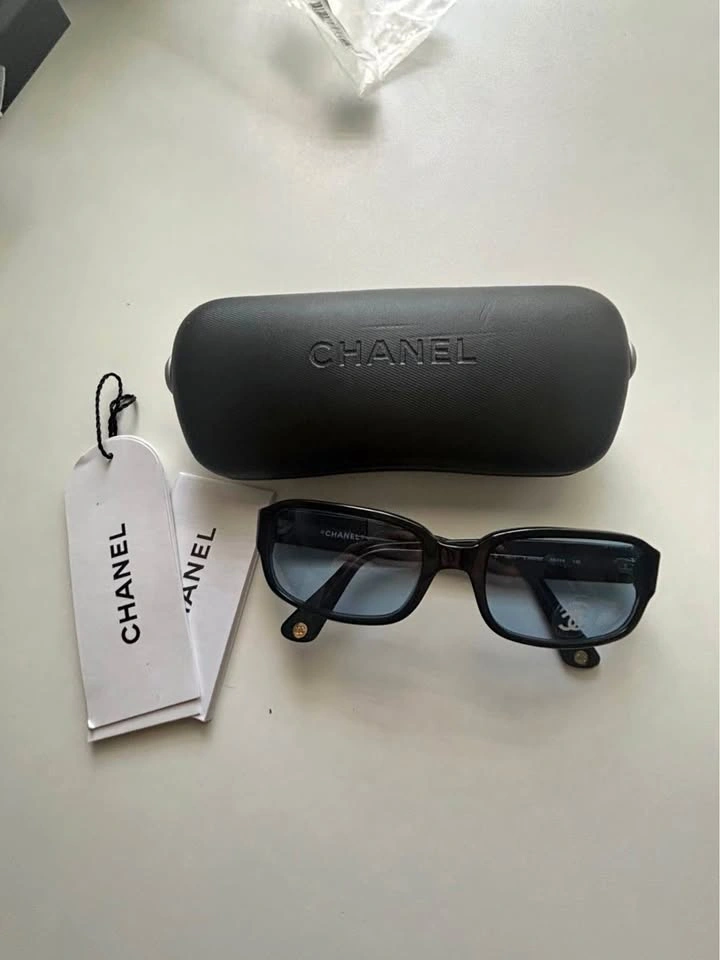 Chanel 5010 C.540/65 Sunglasses - Black w/ Blue Gradient Lenses