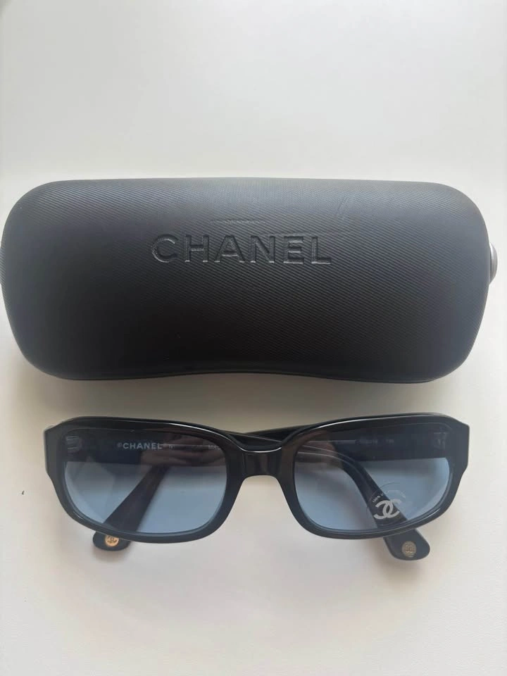 Chanel 5010 C.540/65 Sunglasses - Black w/ Blue Gradient Lenses - photo 4