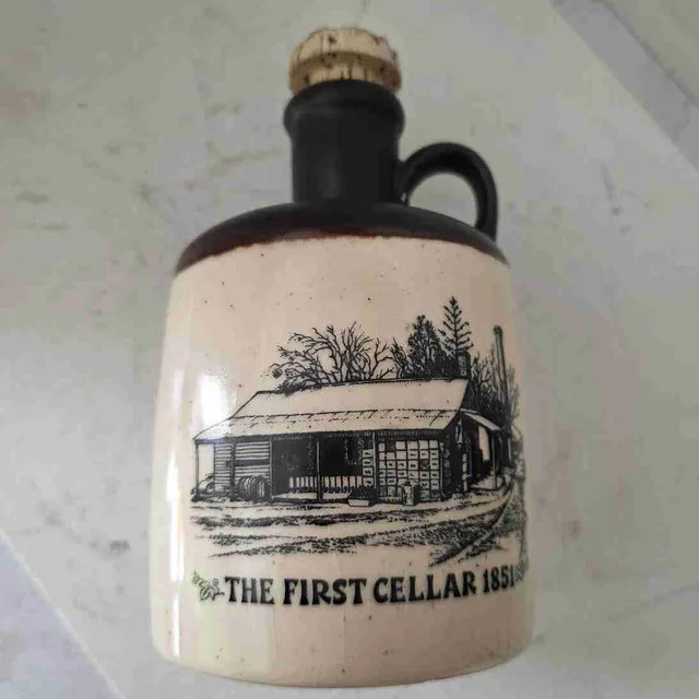 Seppeltsfield Liquor Bottle thumbnail