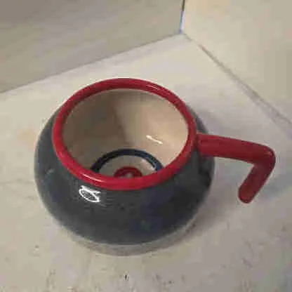 Main and Local curling Mug thumbnail