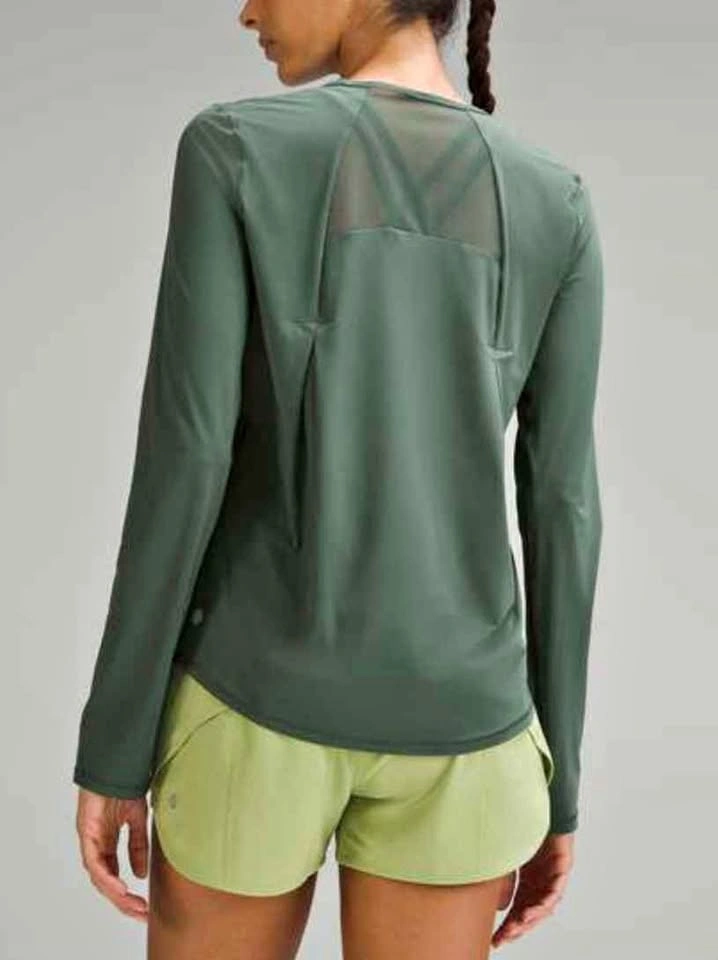 Lululemon top